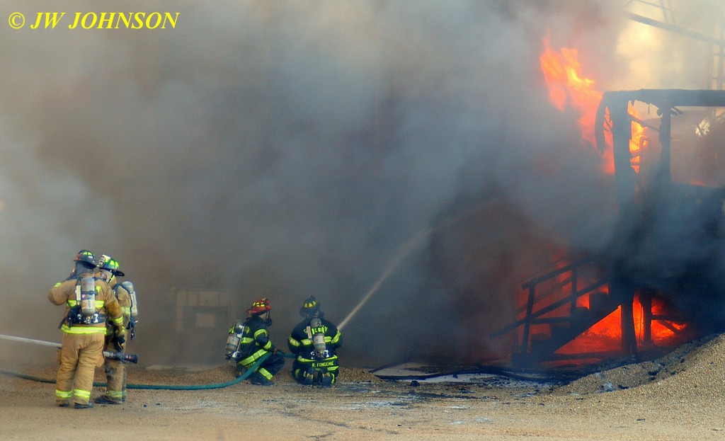 52C  BFD Crew Attacks Trailer